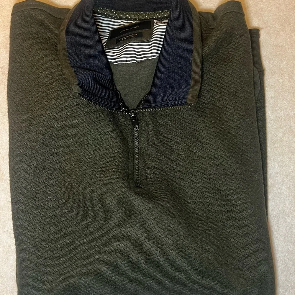 Men's Forest Green Zip-Up Sweater‎